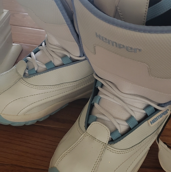 Hemper Snowboard Boots - Picture 3 of 4